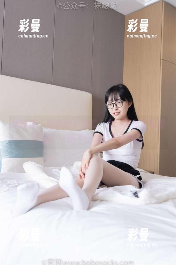 袜啵啵-熊熊 袜啵啵 - 熊熊线下太忙,在线给你送制服作品:一抹不经意的职业气息