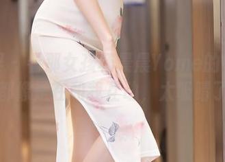 语画界 – 看那女孩杨晨晨Yome的每张图片，都像是在和我互动，太吸睛了吧？