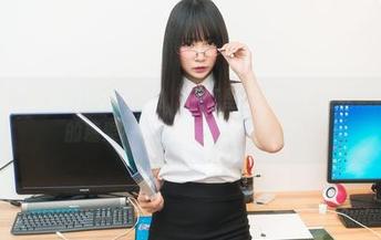 谁能想到“铭铭kizami”的“伊万里·胡桃”会让我想起小时候的糖果？精选作品，来一口吧！