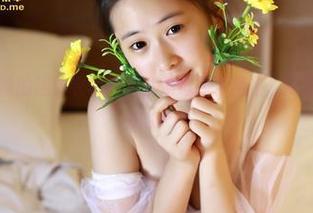 青豆客 – 选她的连体衣写真集就是选择了风格，陈思琪好感度再次UP！